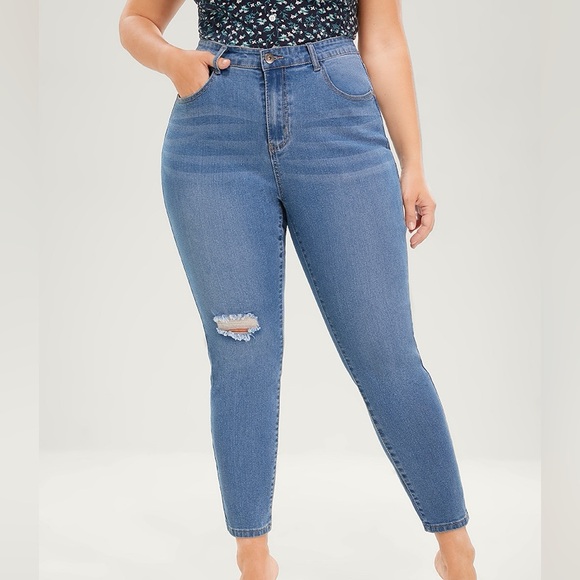 BloomChic Light Wash Stretchy High Rise Skinny Ankle Jeans Plus Size 16 - Picture 1 of 5